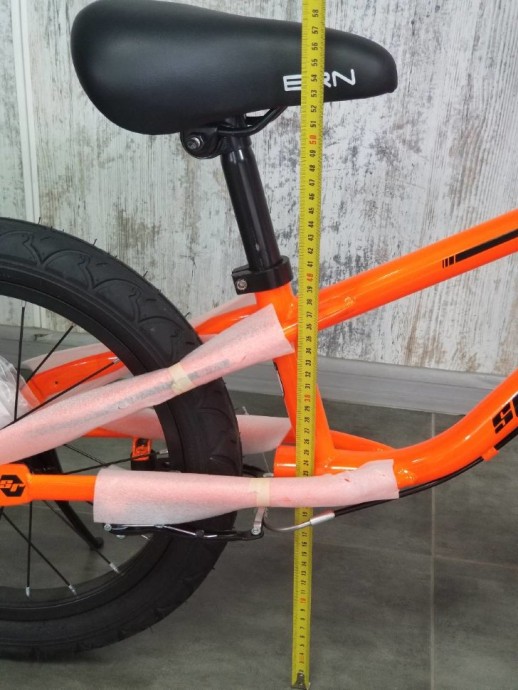 Біговел 12" (BRN) B-2 помаранчевий колеса з камерою